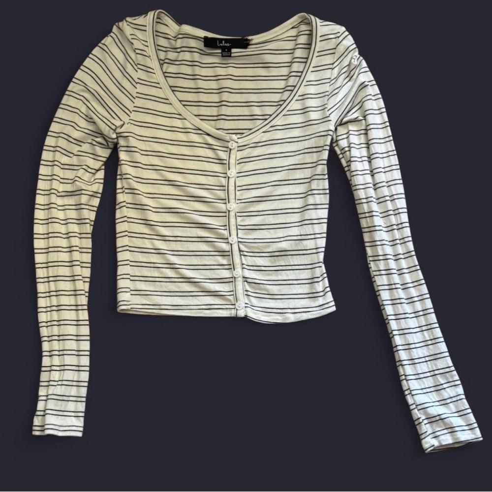 Lulu's White and Black Striped Scoop Neck Button-Front Top